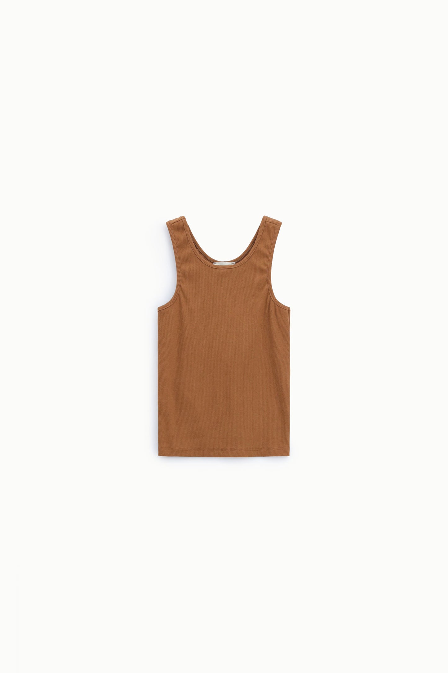 Top smanicato a costine girocollo fit aderente