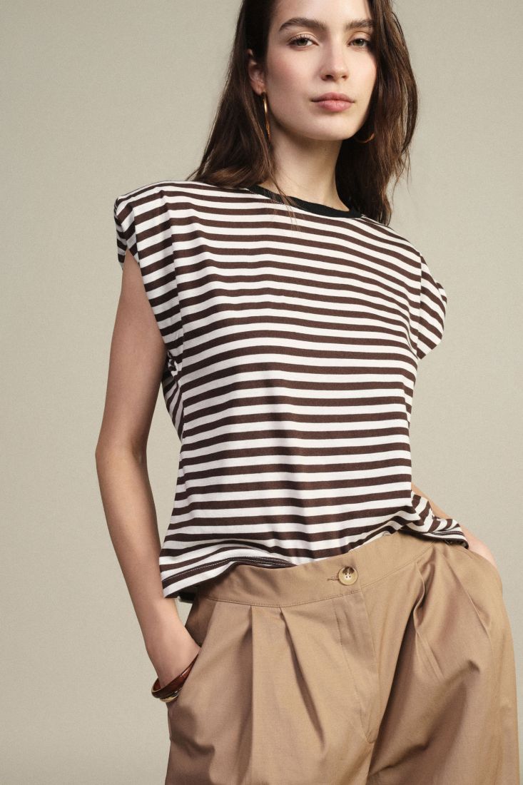 T-shirt a righe con scollo rotondo a contrasto