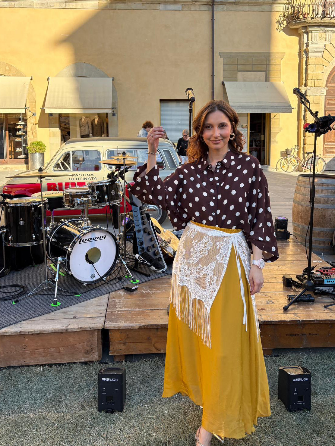 Camicia ampia a pois con maniche a kimono
