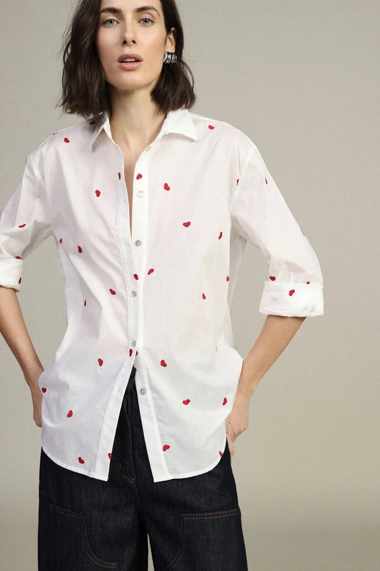 CAMICIA AMPIA CON MANICHE LUNGHE E RICAMI A CUORI