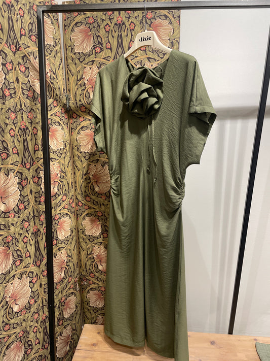 DRESS MIDI CON MANICHE CORTE E SCOLLO A V