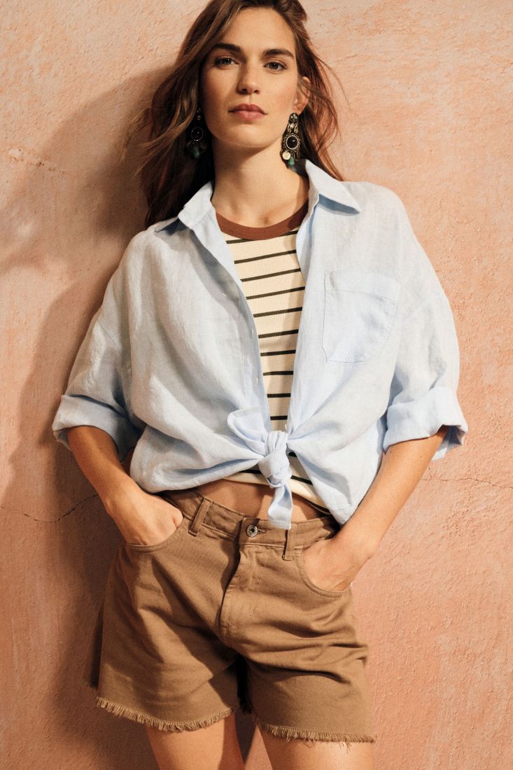 Camicia ampia con maniche 3/4 e taschino