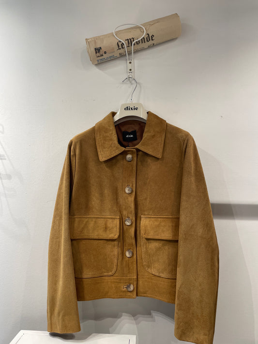 Giacca in pelle con tasche frontali e bottoni
