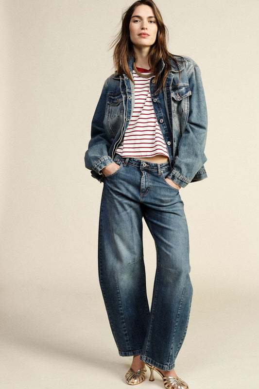 Jeans balloon fit con cuciture sagomate