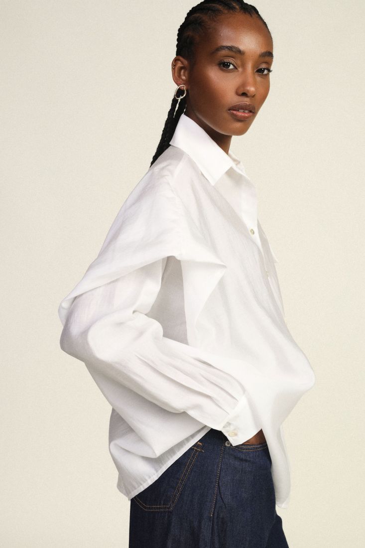 Camicia oversize con maniche lunghe e colletto classico