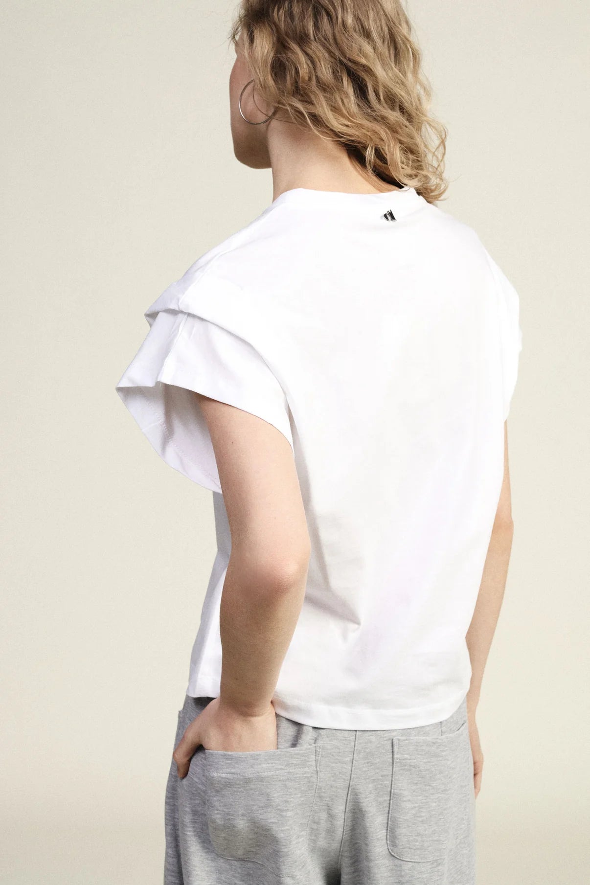 T-SHIRT A MANICHE CORTE FIT AMPIO GIROCOLLO 100%CO