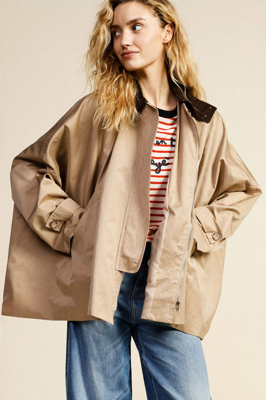 Cappotto corto oversize chiusura zip collo contrasto