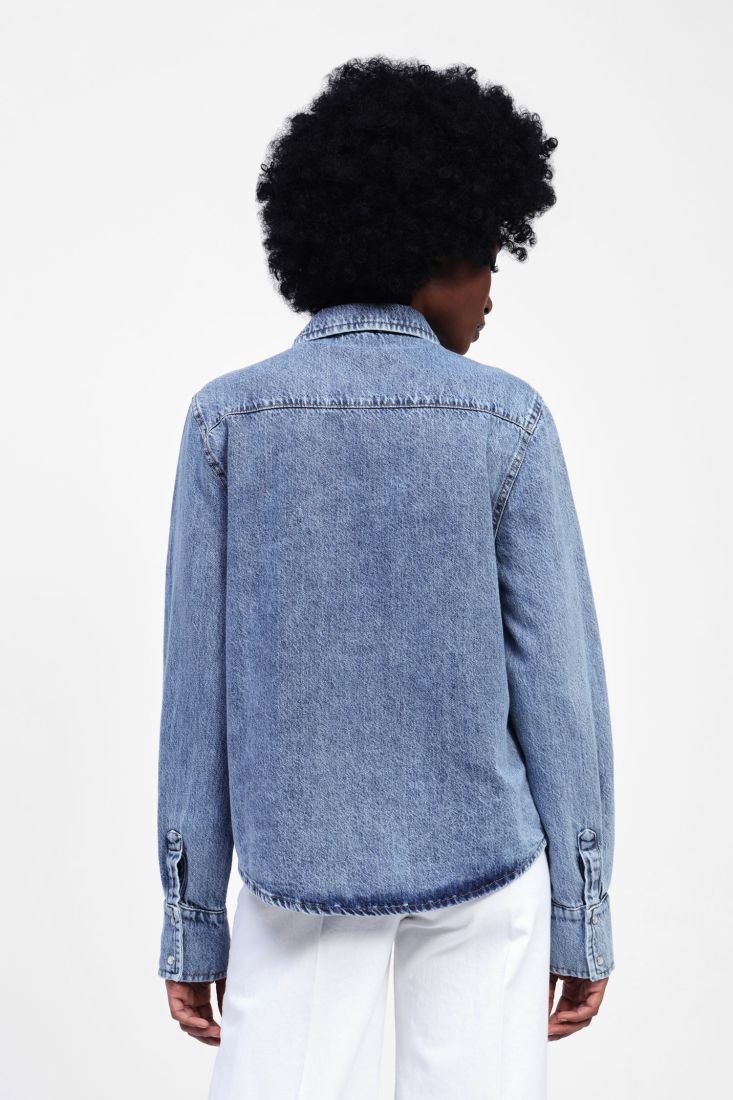 Camicia in denim con colletto classico e bottoni