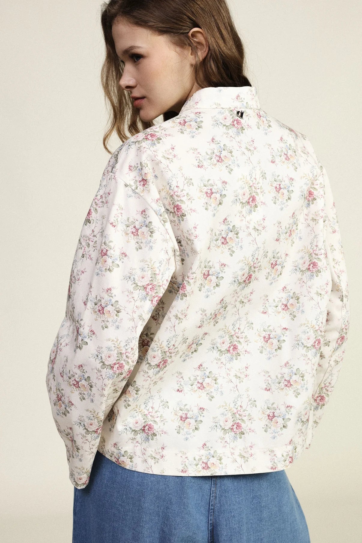 GIACCA 100%cotone STAMPA FLOREALE CHIUSURA A LACCETTI